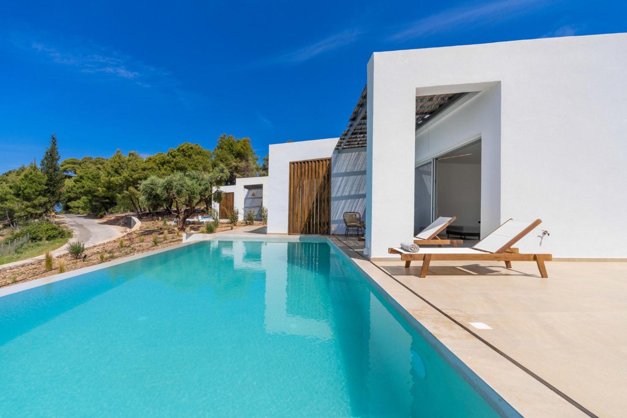 Mellamare Luxury Suites Athani Exterior photo